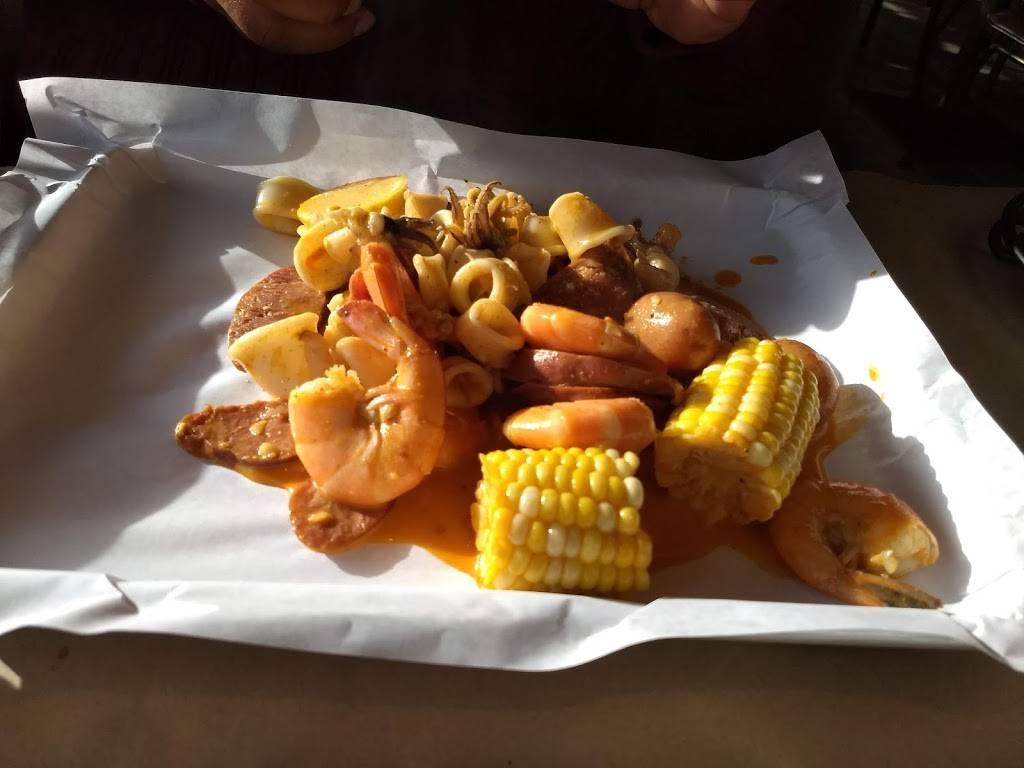 Voodoo Crab of Massapequa | restaurant | 997 Carmans Rd, Massapequa, NY 11758, USA | 5168097777 OR +1 516-809-7777