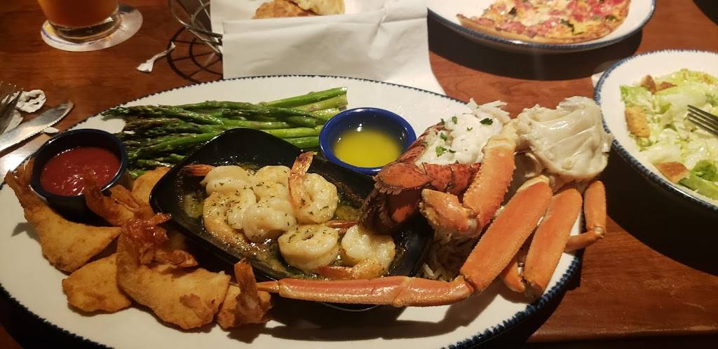 Red Lobster | restaurant | 8268 Northfield Blvd, Denver, CO 80238, USA | 3033079955 OR +1 303-307-9955