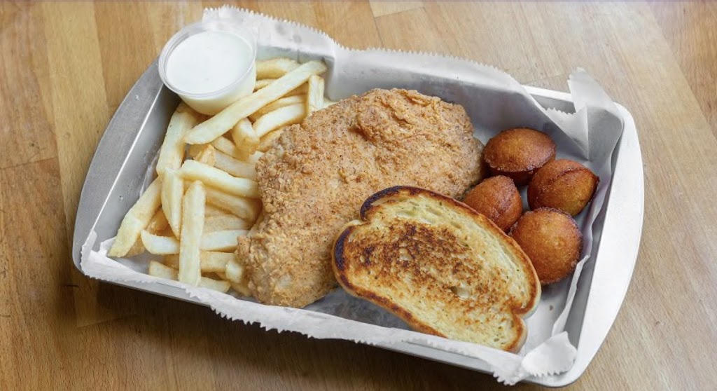 Chick-n Grille | restaurant | 121 Oakland Ave, Pittsburgh, PA 15213, USA | 4126831871 OR +1 412-683-1871