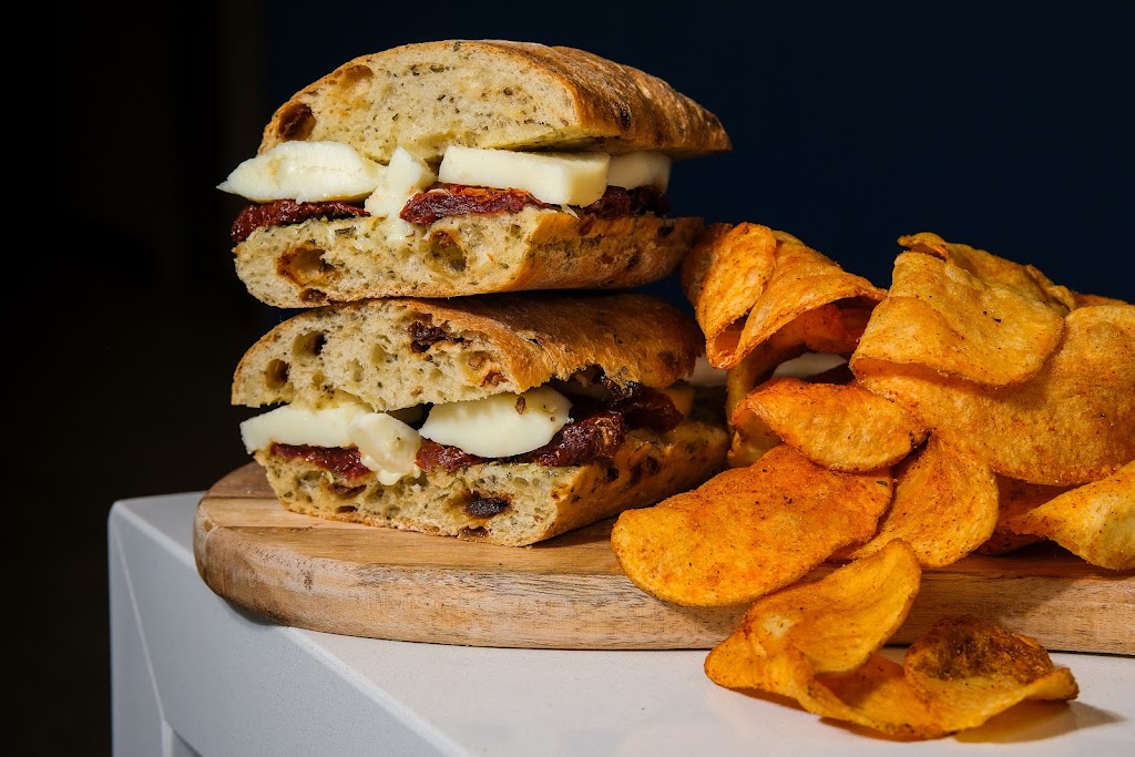 City Bar. & Café | restaurant | 1 Galambos Wy, Sandy Springs, GA 30328, USA | 7702062521 OR +1 770-206-2521