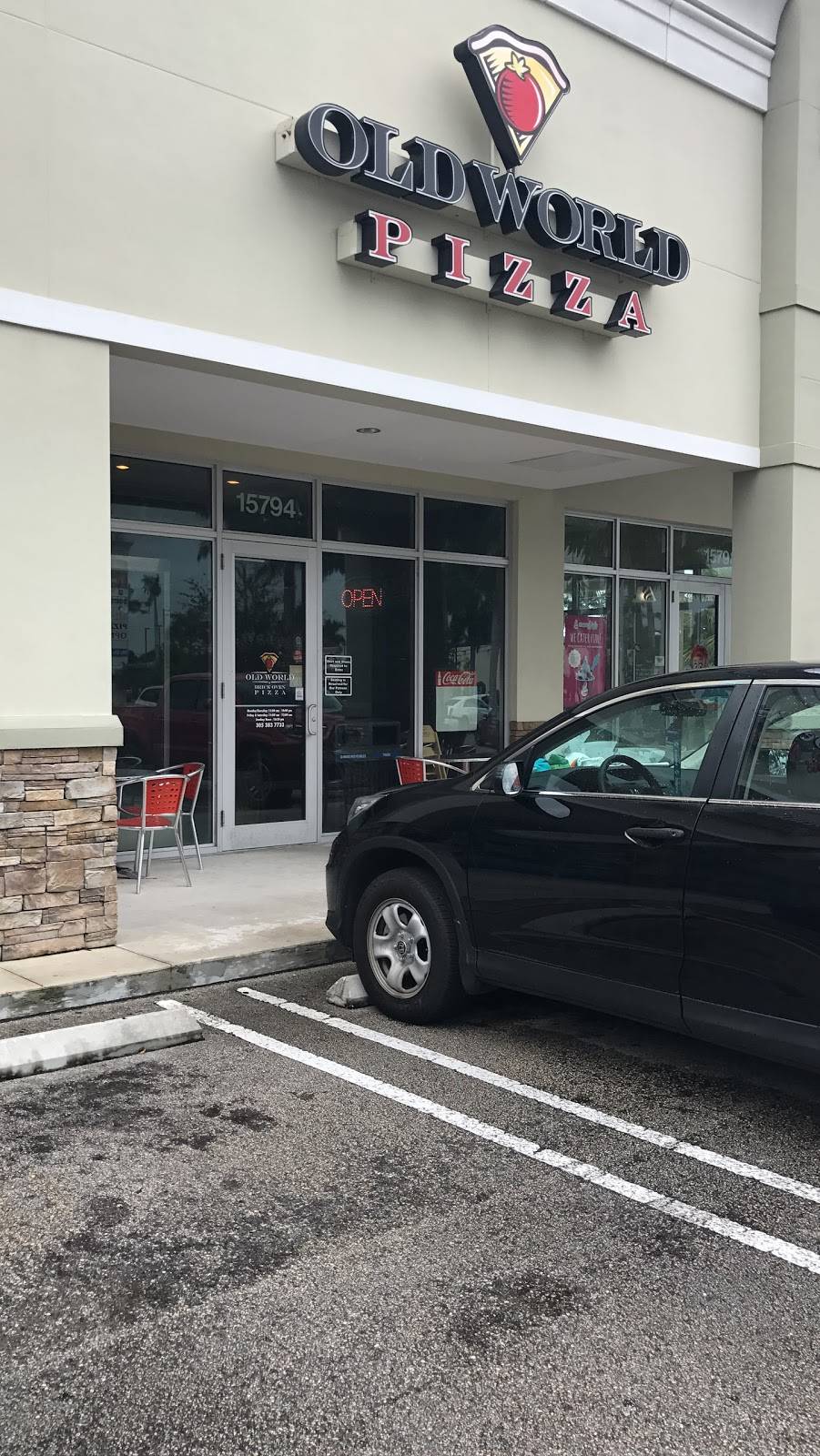 Old World Pizza | restaurant | 15794 SW 56th St, Miami, FL 33185, USA | 3053837733 OR +1 305-383-7733