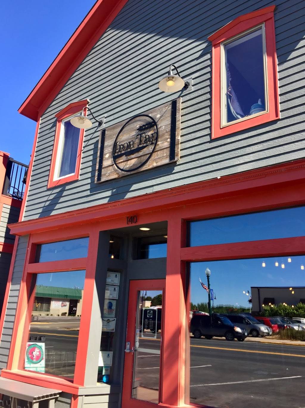 Iron Tap | restaurant | 140 W Main St, Waconia, MN 55387, USA | 9524424447 OR +1 952-442-4447