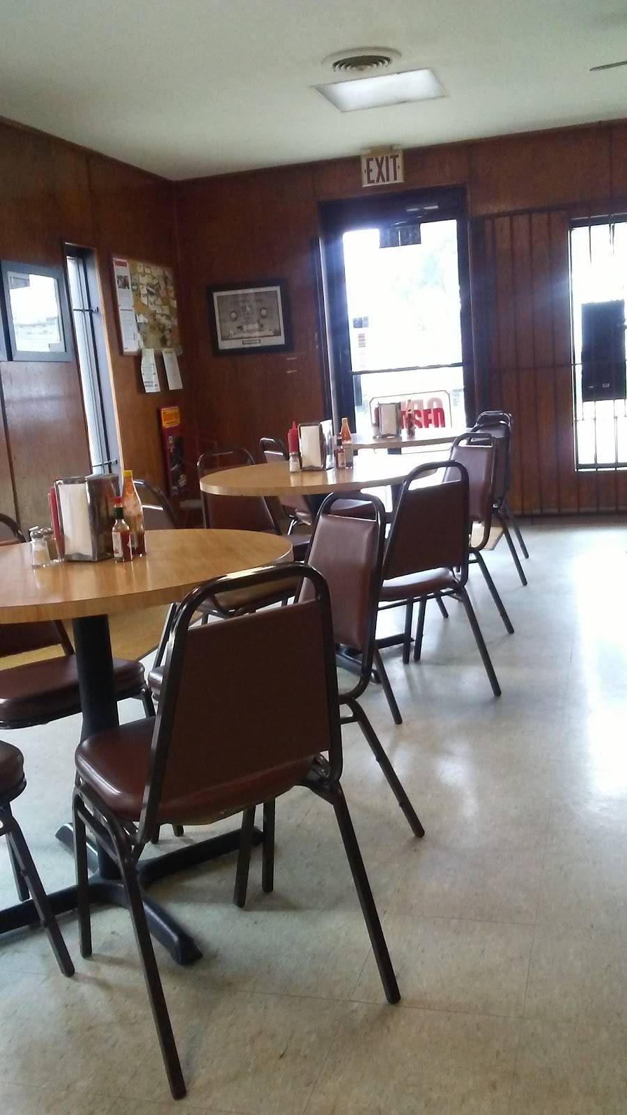 Macs Bar-B-Que | restaurant | 3933 Main St, Dallas, TX 75226, USA | 2148230731 OR +1 214-823-0731