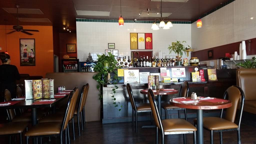 Thai Thai Restaurant | restaurant | 1055 S Main Ave, Fallbrook, CA 92028, USA | 7607284938 OR +1 760-728-4938