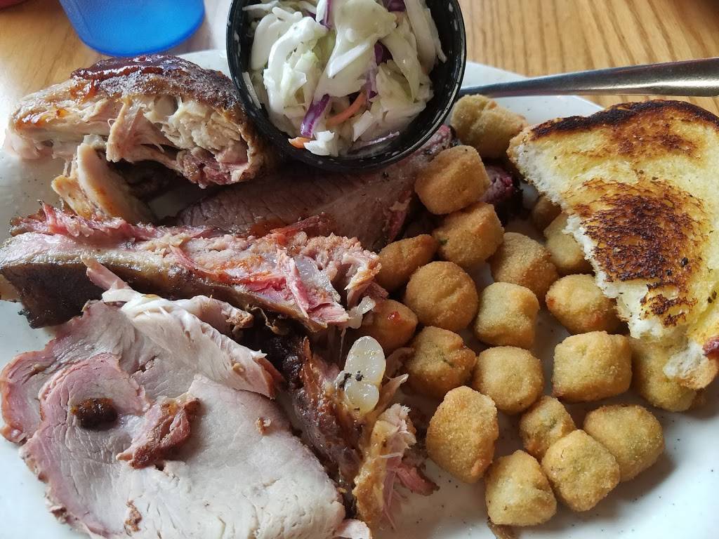 Hog Heaven Bar B-Q | restaurant | 37 N Atlantic Ave, Daytona Beach, FL 32118, USA | 3862571212 OR +1 386-257-1212