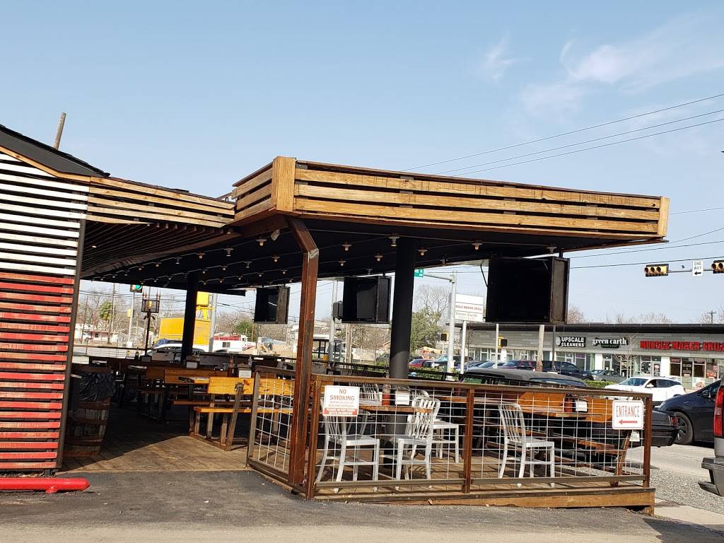 Pipers BBQ & Beer | restaurant | 2323 N Shepherd Dr, Houston, TX 77008, USA | 7134855512 OR +1 713-485-5512