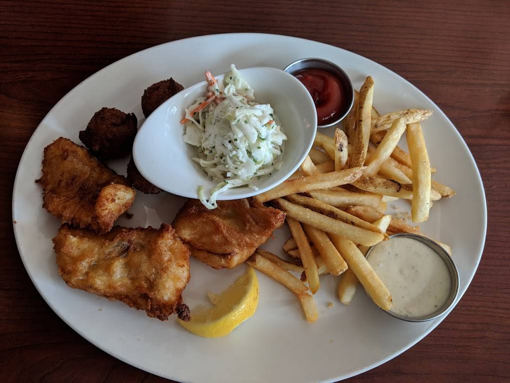 Mitchells Fish Market | meal takeaway | 17600 Haggerty Rd, Livonia, MI 48152, USA | 7344643663 OR +1 734-464-3663