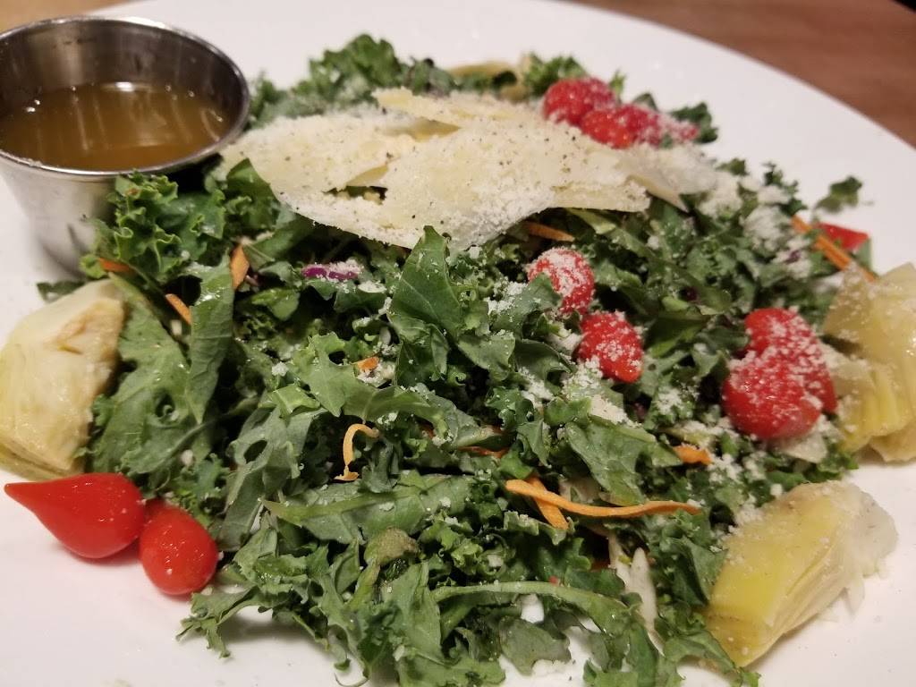 Walnut Grill Sunset Hills | restaurant | 10797 Sunset Hills Plaza, St. Louis, MO 63127, USA | 3148589392 OR +1 314-858-9392