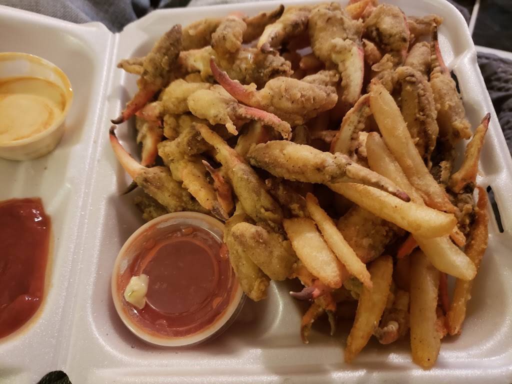 Mamas Seafood & Grill | restaurant | 13211 Dedeaux Rd, Gulfport, MS 39503, USA | 2288323880 OR +1 228-832-3880