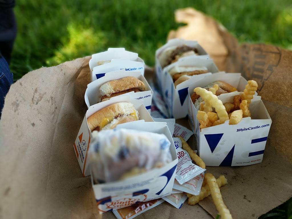 White Castle | restaurant | 1930 Michigan Ave, Detroit, MI 48216, USA | 8008432728 OR +1 800-843-2728