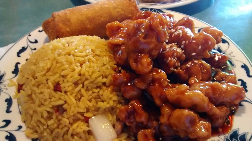 Ming Moon II | restaurant | 6687 NC-41, Lumberton, NC 28358, USA | 9107351200 OR +1 910-735-1200