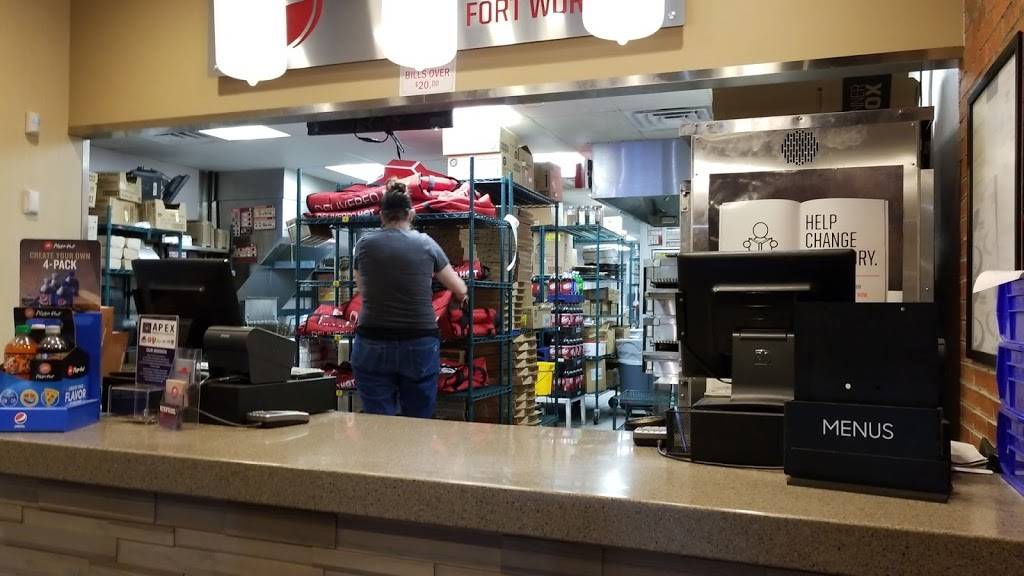 Pizza Hut | restaurant | 6415 N Beach St, Fort Worth, TX 76137, USA | 8172326019 OR +1 817-232-6019