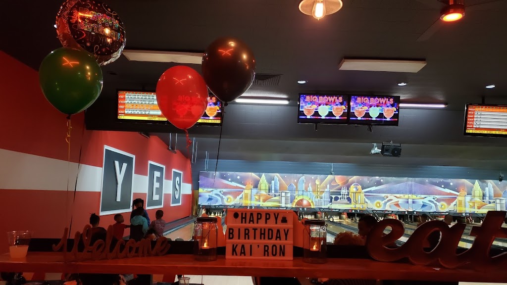 AMF Pikesville Lanes | restaurant | 1723 Reisterstown Rd, Pikesville, MD 21208, USA | 4104861444 OR +1 410-486-1444