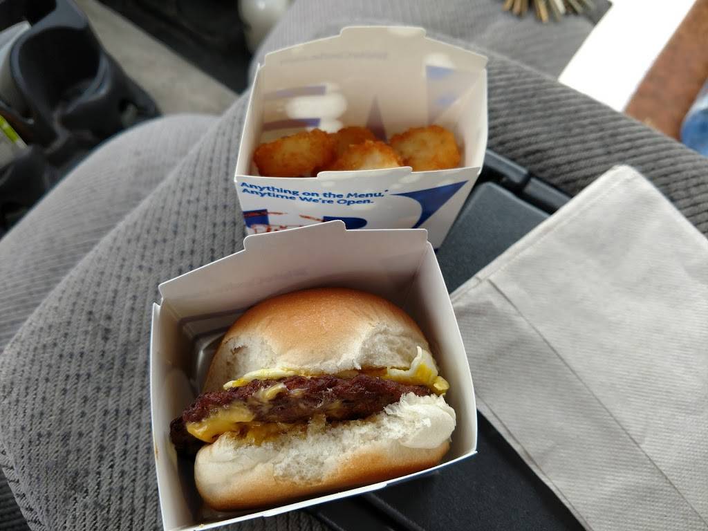 White Castle | restaurant | 2201 Middle Country Rd, Centereach, NY 11720, USA | 6314673147 OR +1 631-467-3147