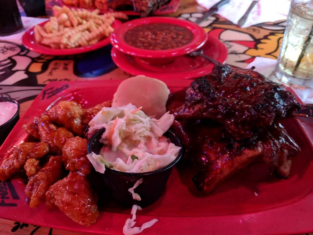 Frickers | restaurant | 1410 W Main Cross St, Findlay, OH 45840, USA | 4194239464 OR +1 419-423-9464