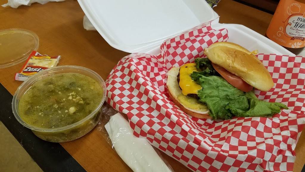 BroadStreet Diner | restaurant | 464 S Broad St, Canfield, OH 44406, USA | 3302863463 OR +1 330-286-3463