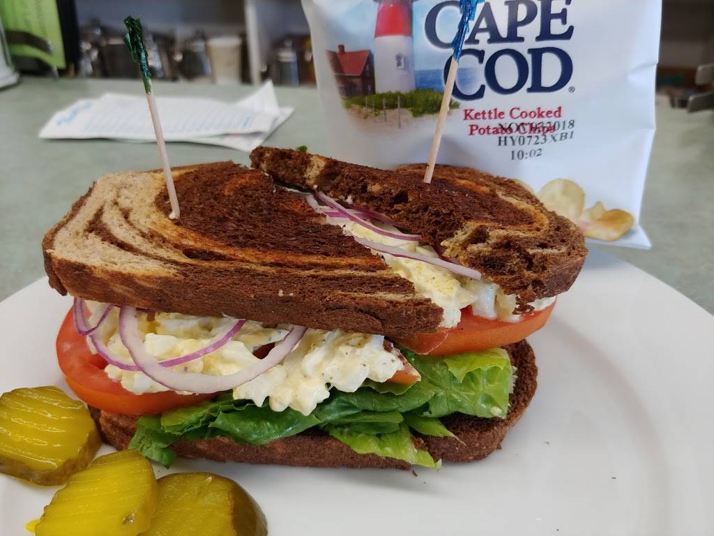 Larrys PX | restaurant | 1591 Main St, Chatham, MA 02633, USA | 5089453964 OR +1 508-945-3964