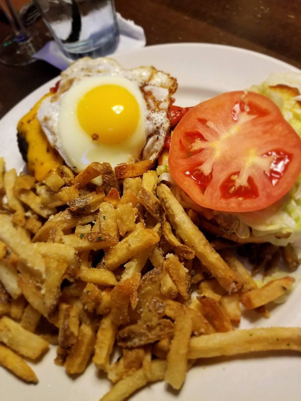 Westwood Tavern | restaurant | 1385 N Meacham Rd, Schaumburg, IL 60173, USA | 8479699500 OR +1 847-969-9500