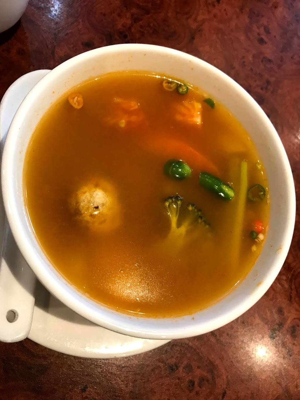 Jung Thai | restaurant | 105 Dundas St E, Mississauga, ON L5A 1W7, Canada | 9052772519 OR +1 905-277-2519