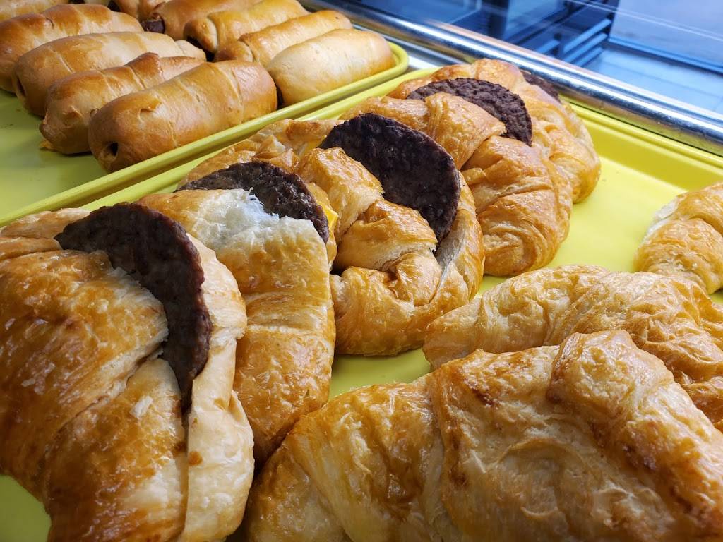 Donuts West Mount | restaurant | 1429 W Mt Houston Rd, Houston, TX 77088, USA | 3467735380 OR +1 346-773-5380