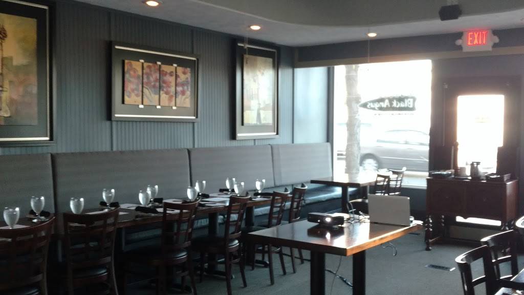 J Fords Black Angus | restaurant | 129 S 7th St, Terre Haute, IN 47807, USA | 8122355549 OR +1 812-235-5549