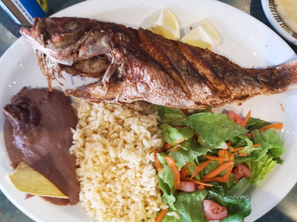 Tukan | restaurant | 85 Montreal Rd, Vanier, ON K1L 6E8, Canada | 6137492317 OR +1 613-749-2317