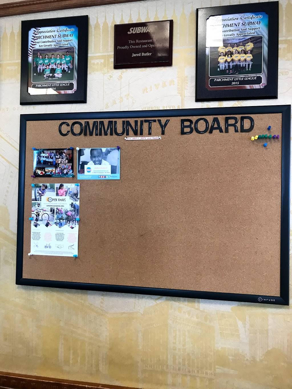 Subway | restaurant | 730 Shoppers Ln, Parchment, MI 49004, USA | 2699780825 OR +1 269-978-0825