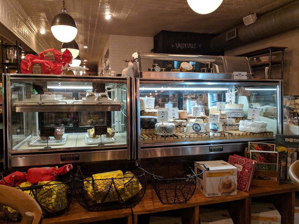 Vaudeville | restaurant | 230 E Main St, Fredericksburg, TX 78624, USA | 8309923234 OR +1 830-992-3234