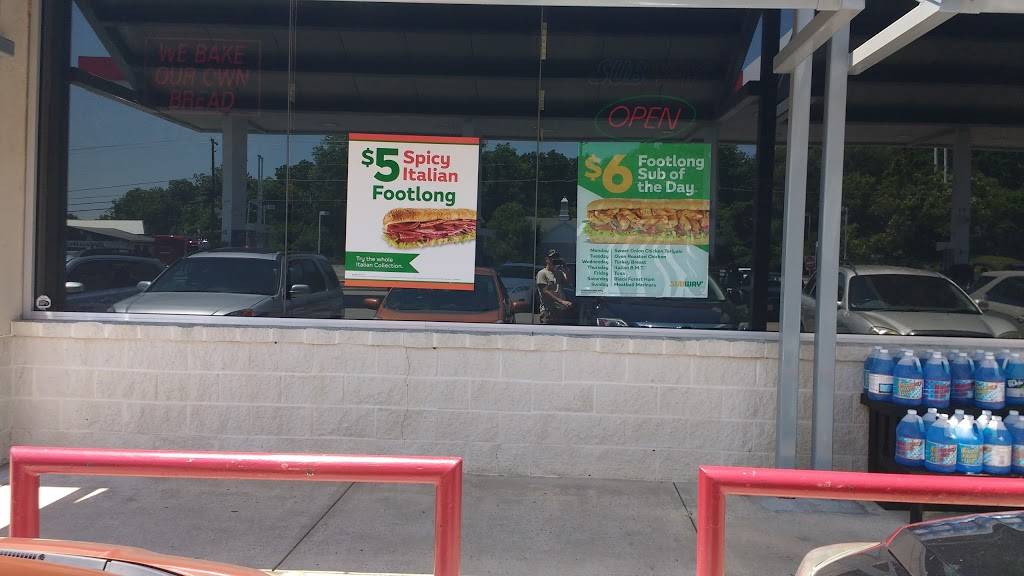 Subway | restaurant | 1449 S Potomac St, Hagerstown, MD 21740, USA | 3013939280 OR +1 301-393-9280