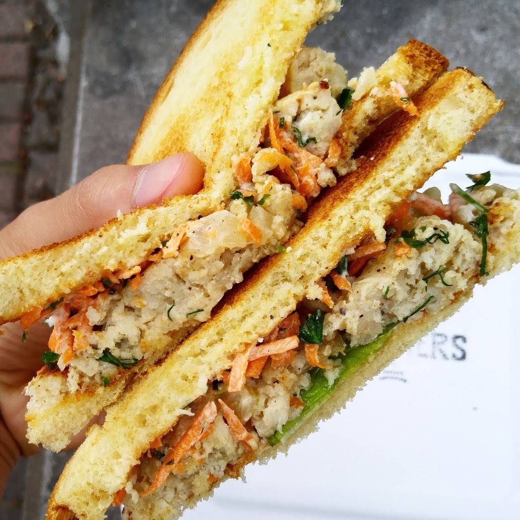 Espace Culinaire Fletchers | cafe | #R01 4040 Saint Laurent Boulevard, Montreal, QC H2W 1Y8, Canada | 5148409300 OR +1 514-840-9300