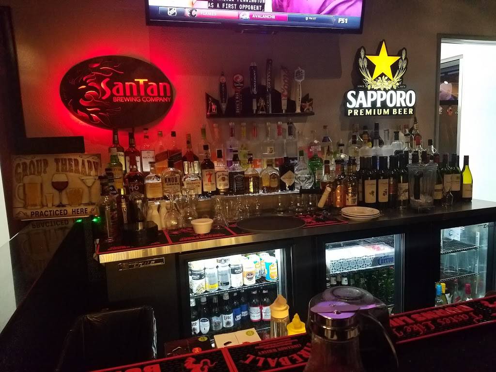 Singing Pandas Asian Restaurant & Bar | restaurant | 757 E Chandler Blvd, Chandler, AZ 85225, USA | 4807775050 OR +1 480-777-5050