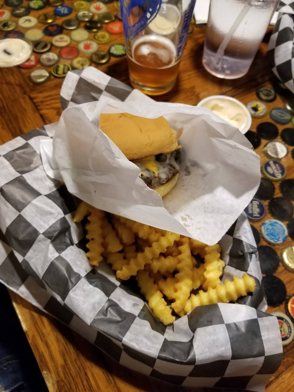 Jack Browns Beer & Burger Joint Roanoke | restaurant | 210 Market St SE, Roanoke, VA 24011, USA | 5403420328 OR +1 540-342-0328