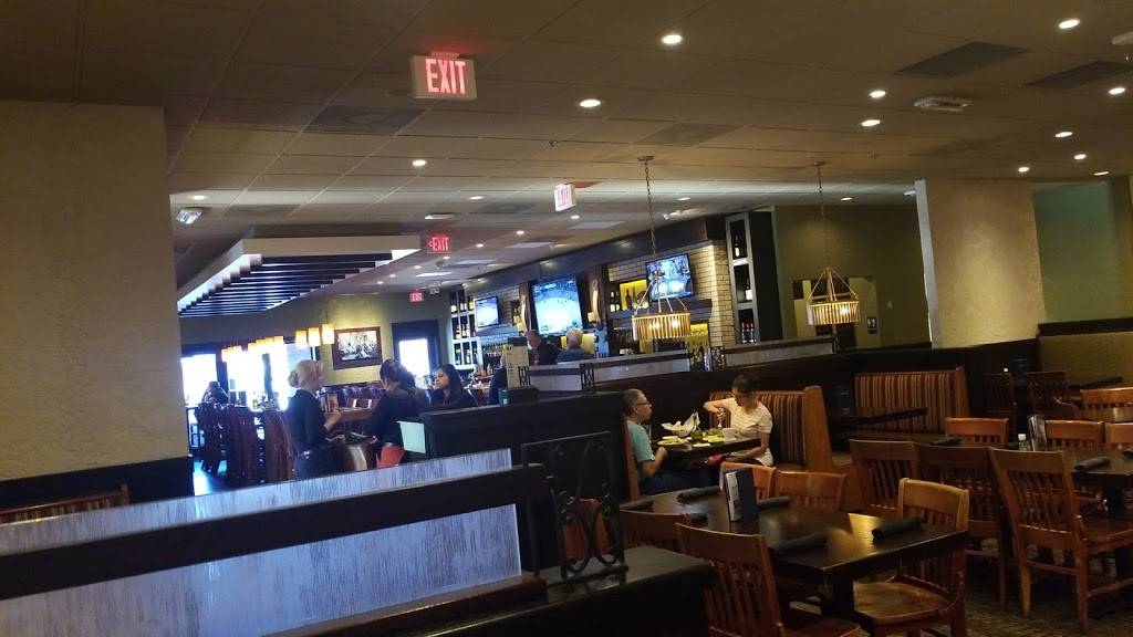 Carrabbas Italian Grill | restaurant | 8771 W Charleston Blvd, Las Vegas, NV 89117, USA | 7023042345 OR +1 702-304-2345