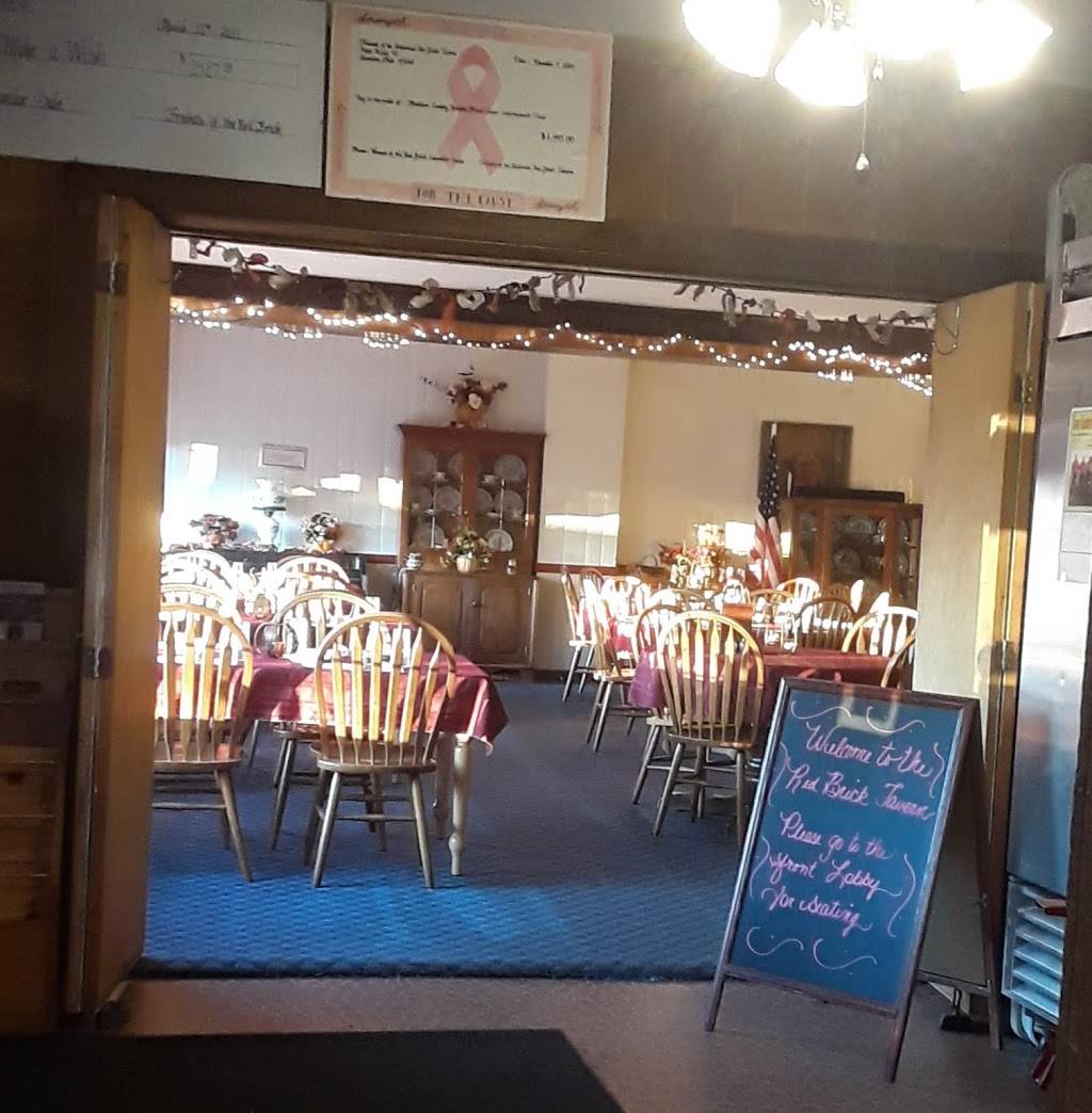 Red Brick Tavern | restaurant | 1700 Cumberland St, London, OH 43140, USA | 7408521474 OR +1 740-852-1474