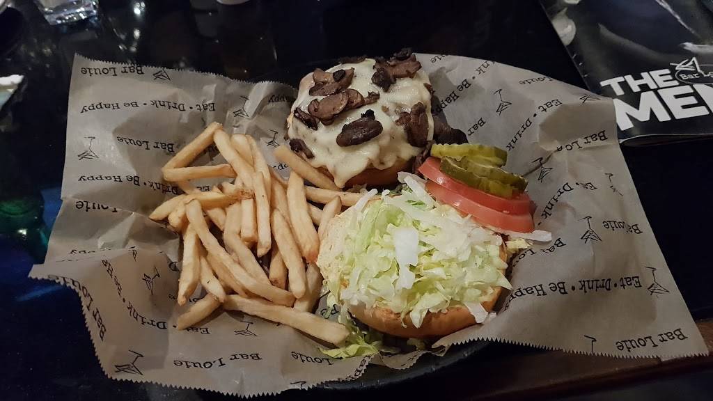 Bar Louie | night club | 4443 Lyons Rd suite d-101, Coconut Creek, FL 33073, USA | 9545435865 OR +1 954-543-5865