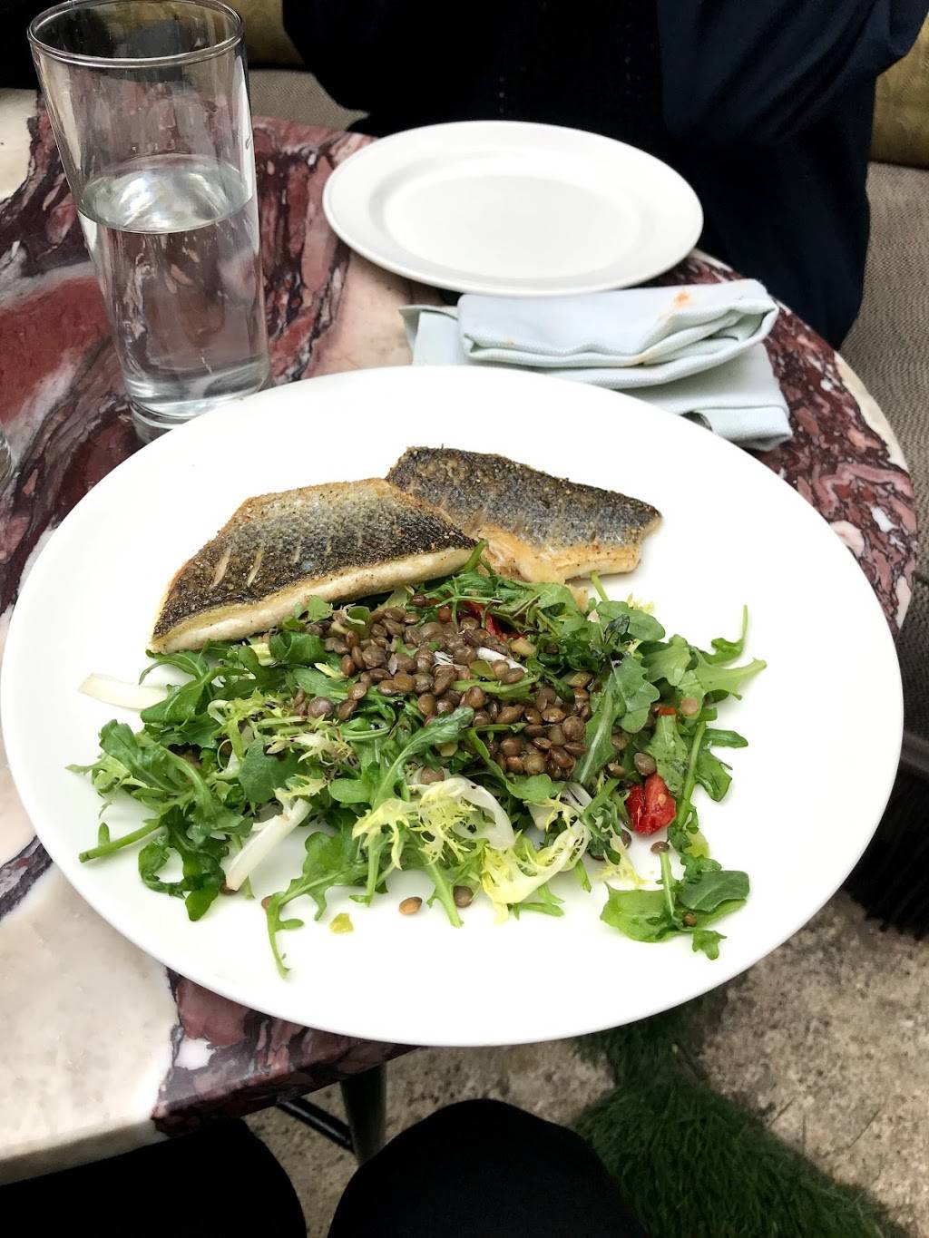 Chateau Marmont | restaurant | 8221 Sunset Blvd, Los Angeles, CA 90046, USA | 3236561010 OR +1 323-656-1010