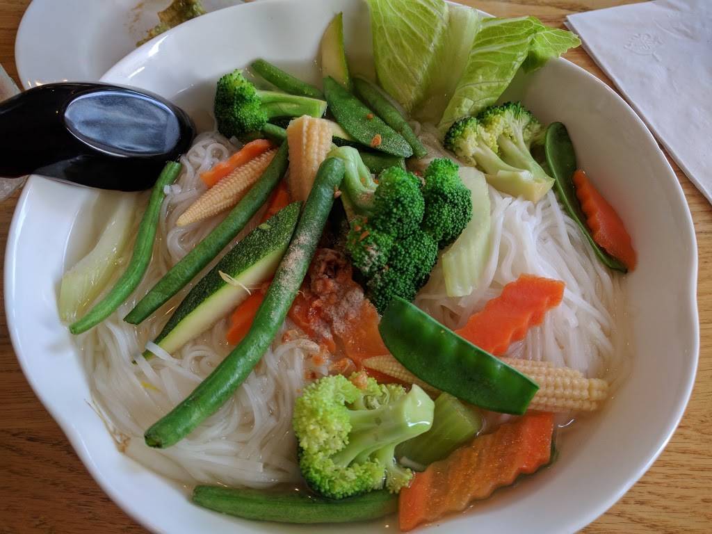 Len Sennn Noodle Design | restaurant | 1554 Hancock St, Quincy, MA 02169, USA | 6177737280 OR +1 617-773-7280