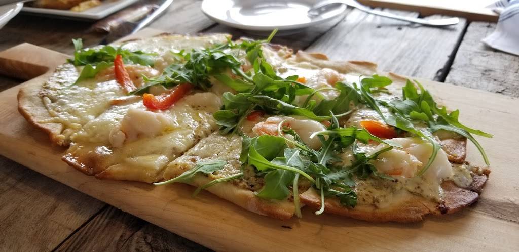 Bartletts Fish Camp | restaurant | 12 On the Lake, Michigan City, IN 46360, USA | 2198799544 OR +1 219-879-9544