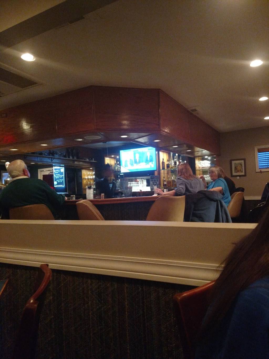 Blue Lantern Steak & Seafood | restaurant | 928 E McKinley Ave, Mishawaka, IN 46545, USA | 5742552005 OR +1 574-255-2005