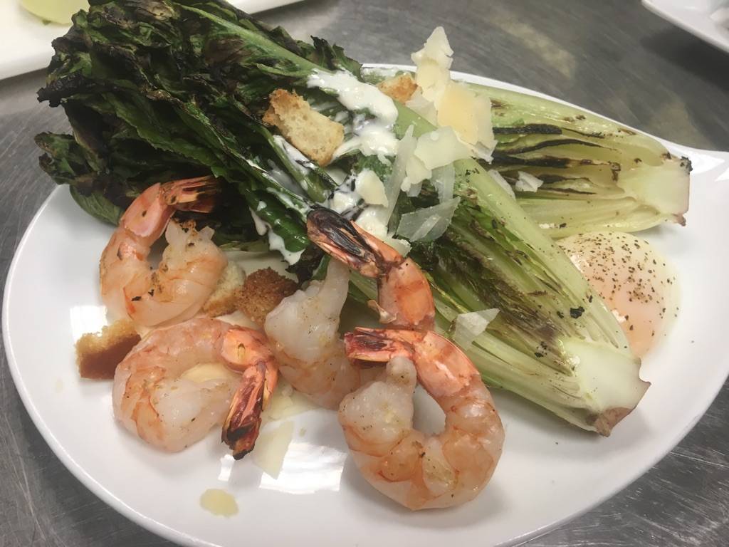 Mad Minnow Bar & Kitchen | restaurant | 554 Main St, Harwich Port, MA 02646, USA | 7742093977 OR +1 774-209-3977