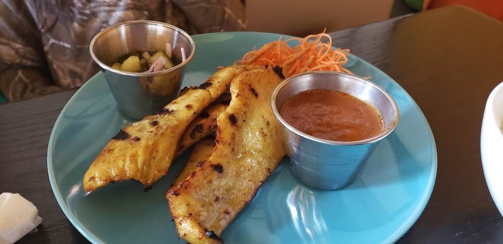 Thais Corner Restaurant | restaurant | 8607 Westwood Center Dr, Vienna, VA 22182, USA | 7039964547 OR +1 703-996-4547