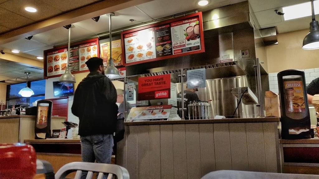 Wayback Burgers | restaurant | 250 S Main St #110, Newark, DE 19711, USA | 3028616050 OR +1 302-861-6050