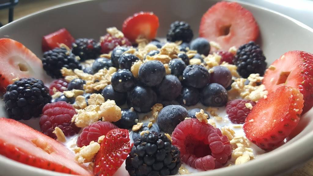 Urban Salad Bar | meal takeaway | 16101 Ventura Blvd #110, Encino, CA 91436, USA | 8189818112 OR +1 818-981-8112