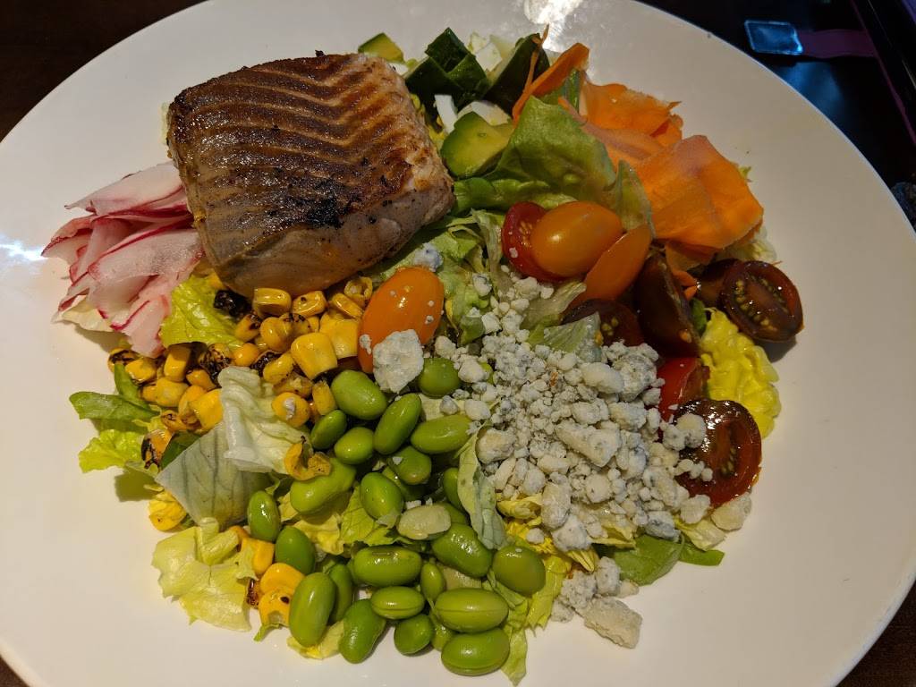 Yard House | restaurant | Burbank - Downtown Burbank, 100 E Palm Ave, Burbank, CA 91502, USA | 8188406700 OR +1 818-840-6700