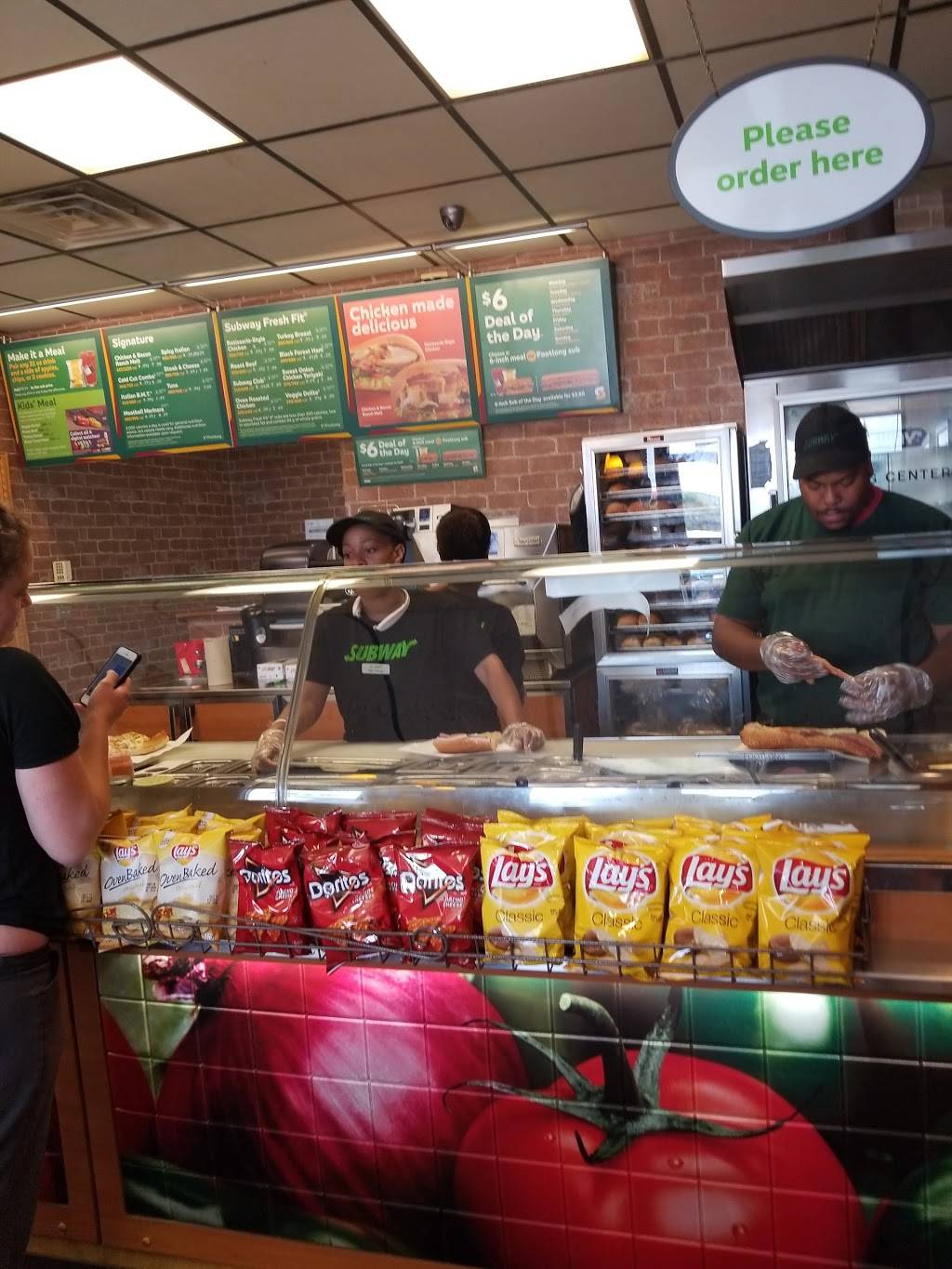 Subway | restaurant | 34857 Mound Rd, Sterling Heights, MI 48310, USA | 5869788776 OR +1 586-978-8776