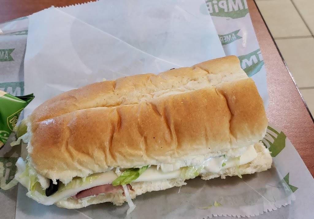 Blimpie | meal delivery | 520 Main Ave, Gaylord, MN 55334, USA | 5072372556 OR +1 507-237-2556