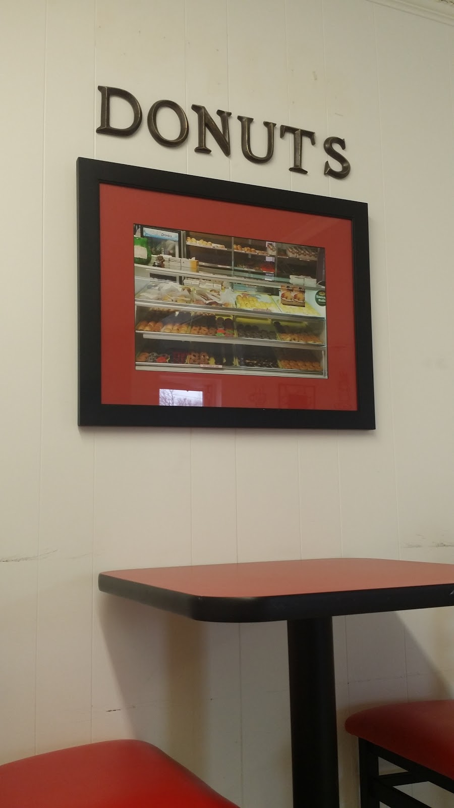 Mountain Home Do-nuts | bakery | 517 US-62 BUS, Mountain Home, AR 72653, USA | 8704259463 OR +1 870-425-9463