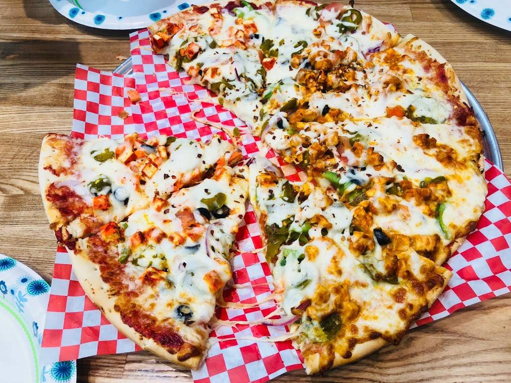 Hot Breads Plano | restaurant | 4940 McDermott Rd #300, Plano, TX 75024, USA | 2147057770 OR +1 214-705-7770