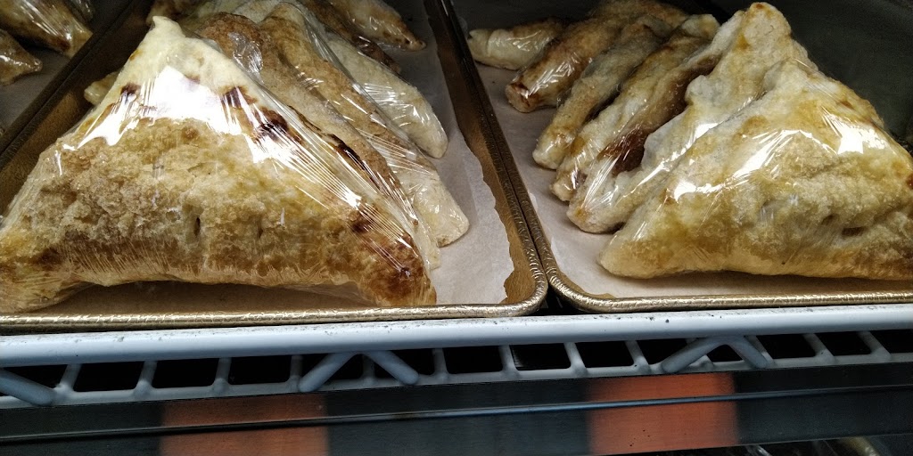 Errols Caribbean Delights Inc | bakery | 661 Flatbush Ave, Brooklyn, NY 11225, USA | 7184696078 OR +1 718-469-6078