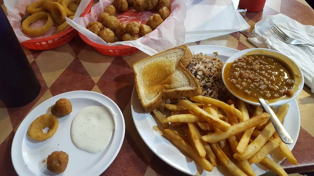 Log Cabin Bar B Que | restaurant | 480 W Hickpochee Ave, LaBelle, FL 33935, USA | 8636753418 OR +1 863-675-3418